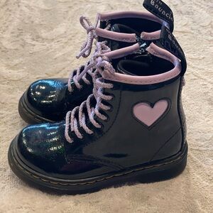 Dr. Martena toddler size 8